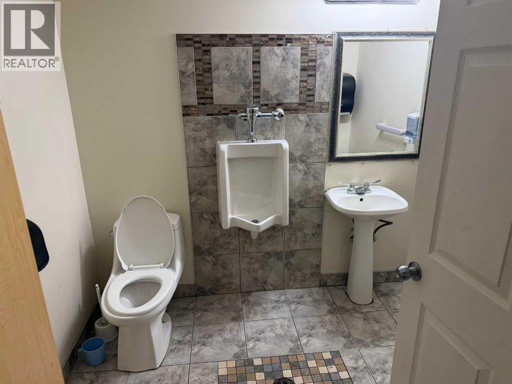 209, 4656 Westwinds Drive NE, Calgary, Alberta  T3J 3Z5 - Photo 9 - A2307343