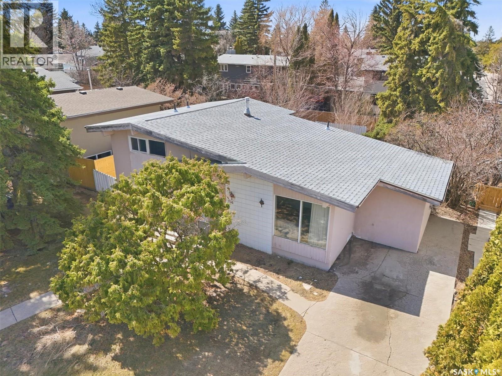 706 Arlington Avenue, Saskatoon, Saskatchewan  S7H 2X4 - Photo 3 - SK034613