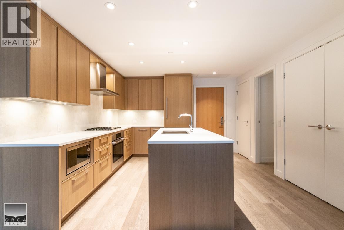 305 3220 Connaught Crescent, North Vancouver, British Columbia  V7R 2V6 - Photo 11 - R3118650