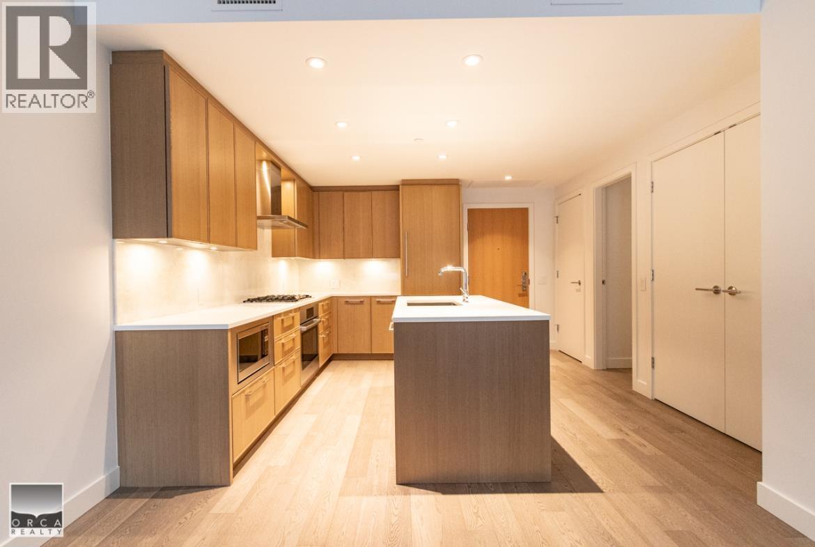 305 3220 Connaught Crescent, North Vancouver, British Columbia  V7R 2V6 - Photo 12 - R3118650