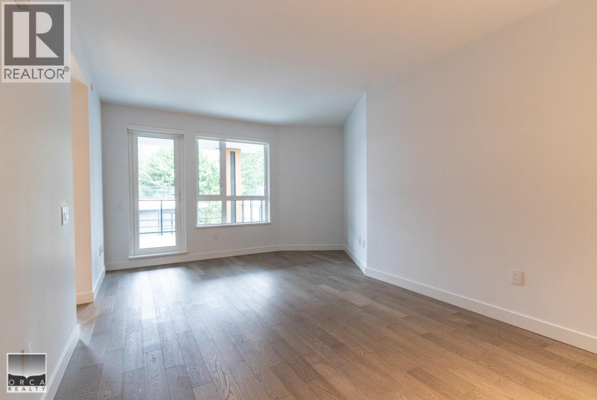 305 3220 Connaught Crescent, North Vancouver, British Columbia  V7R 2V6 - Photo 2 - R3118650