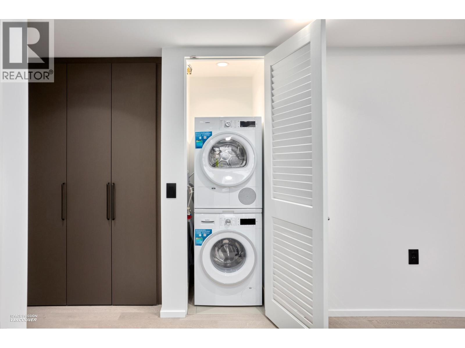 170x 1408 Robson Street, Vancouver, British Columbia  V6G 0E6 - Photo 17 - R3118651