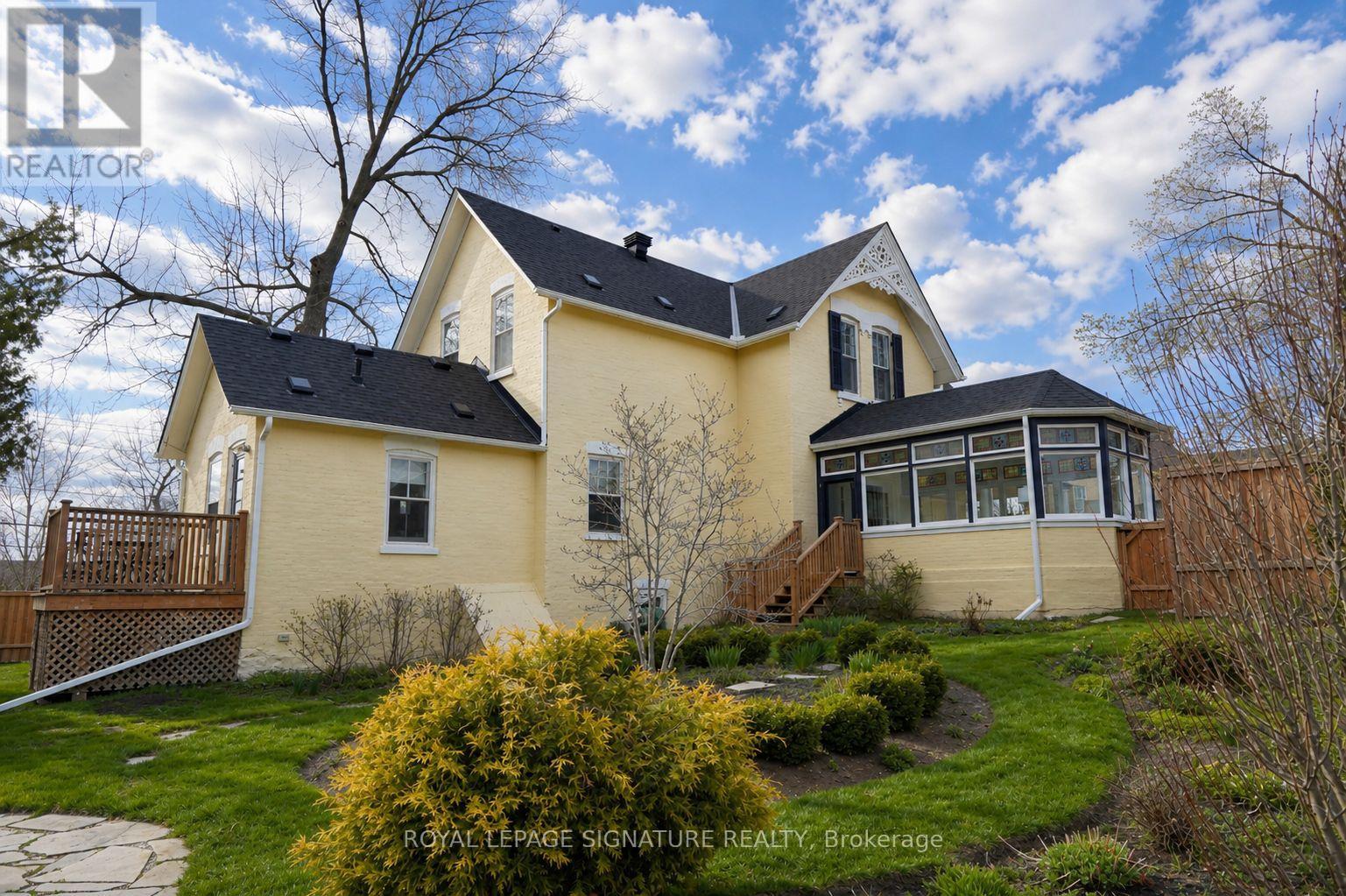 50 First Avenue, Uxbridge, Ontario  L9P 1J7 - Photo 2 - N12907968