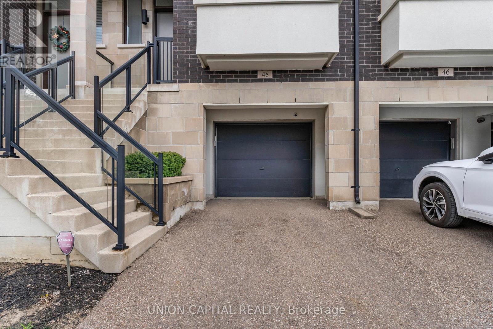 48 Genuine Lane, Richmond Hill, Ontario  L4B 0E5 - Photo 2 - N13064564