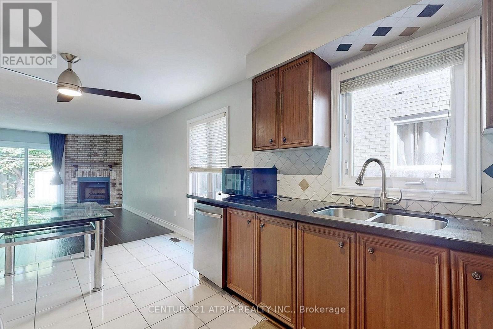 Upper - 92 Jaffray Road, Markham, Ontario  L3S 1G9 - Photo 9 - N13074524