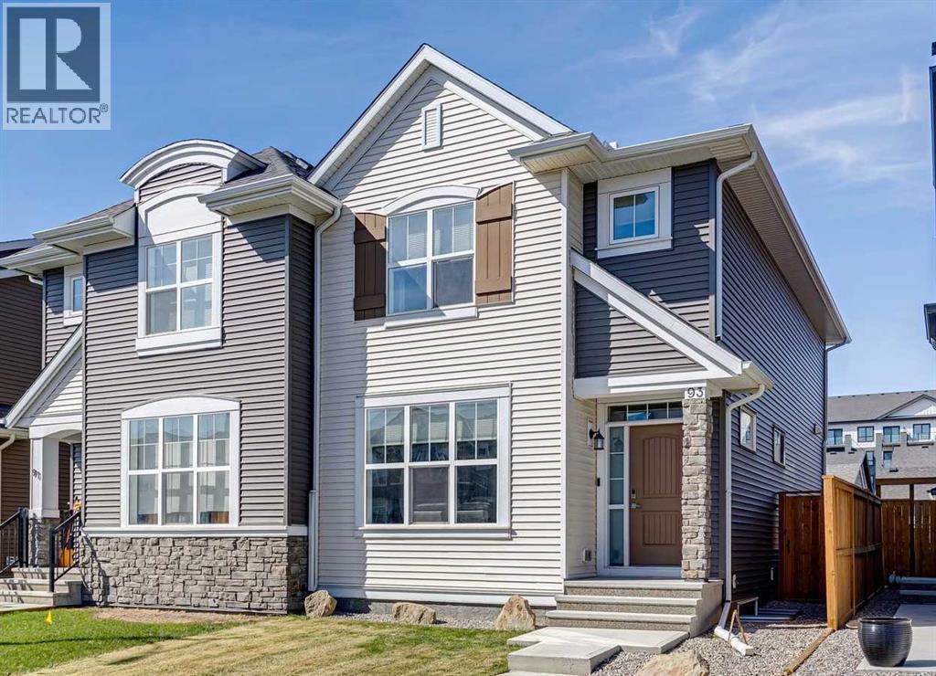 93 Wolf Gate, Okotoks, Alberta