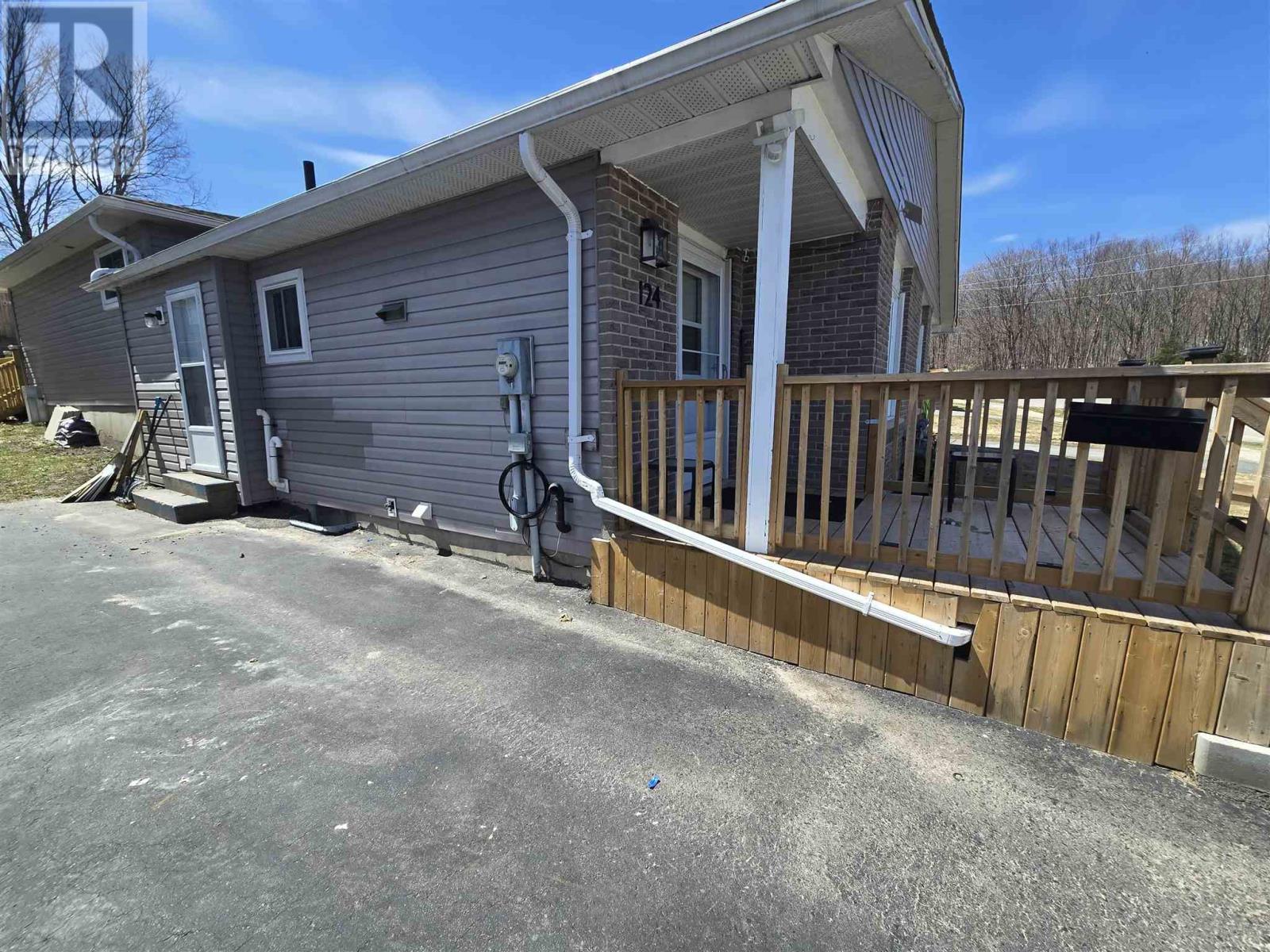 124 Hergott Ave, Elliot Lake, Ontario  P5A 3B3 - Photo 20 - SM260789