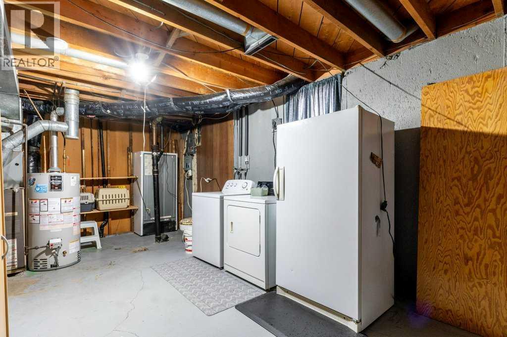 145 Baird Avenue, Cochrane, Alberta  T4C 1C7 - Photo 23 - A2297105