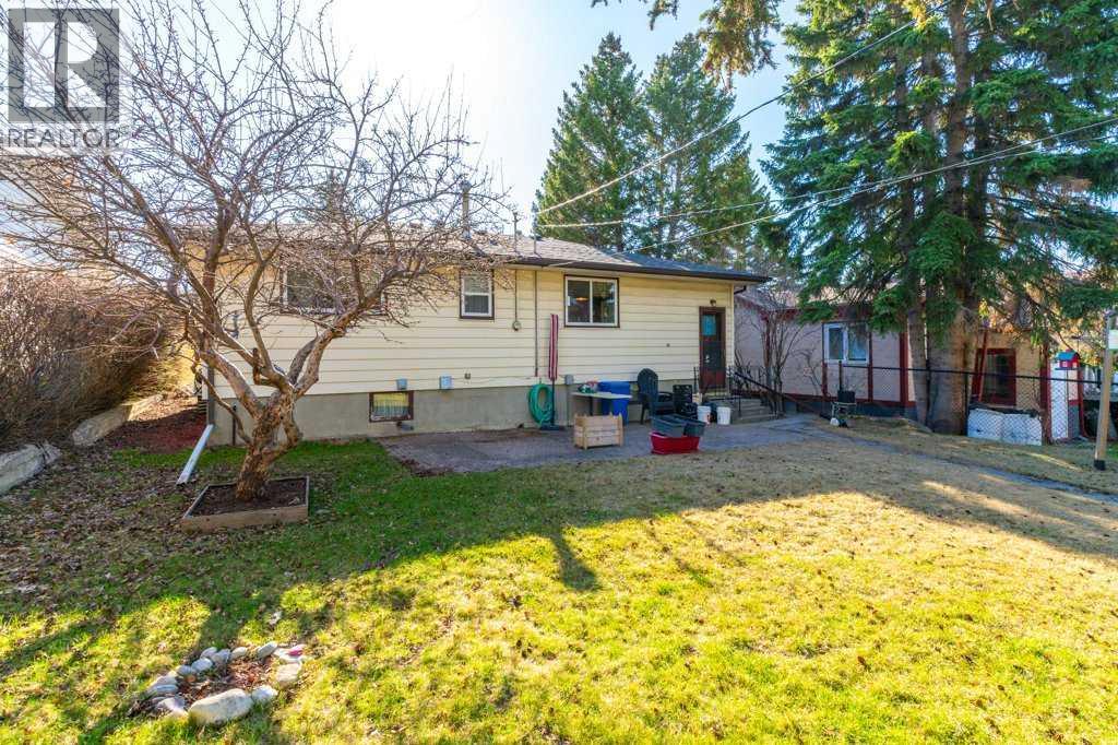 145 Baird Avenue, Cochrane, Alberta  T4C 1C7 - Photo 29 - A2297105