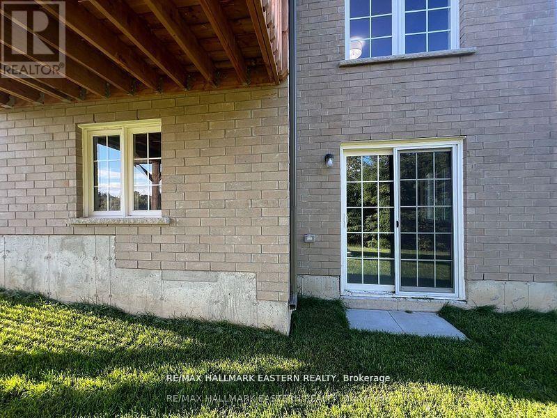 37 Coldbrook Drive, Cavan Monaghan, Ontario  L0A 1G0 - Photo 3 - X13074596