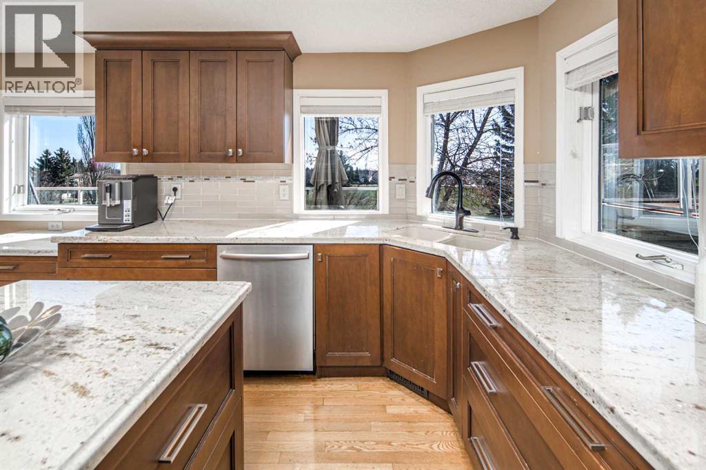 2612 Signal Hill Drive Sw, Calgary, Alberta  T3H 2T7 - Photo 16 - A2306638