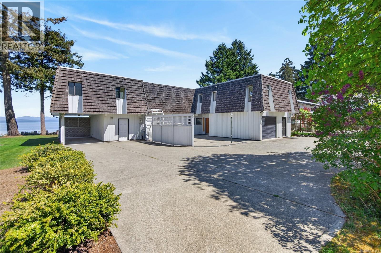 3643 Island Hwy S, Campbell River, British Columbia  V9W 1E5 - Photo 1 - 1034133