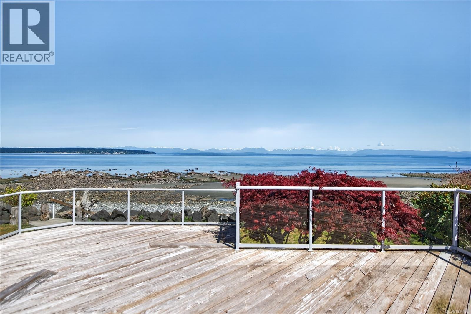 3643 Island Hwy S, Campbell River, British Columbia  V9W 1E5 - Photo 2 - 1034133
