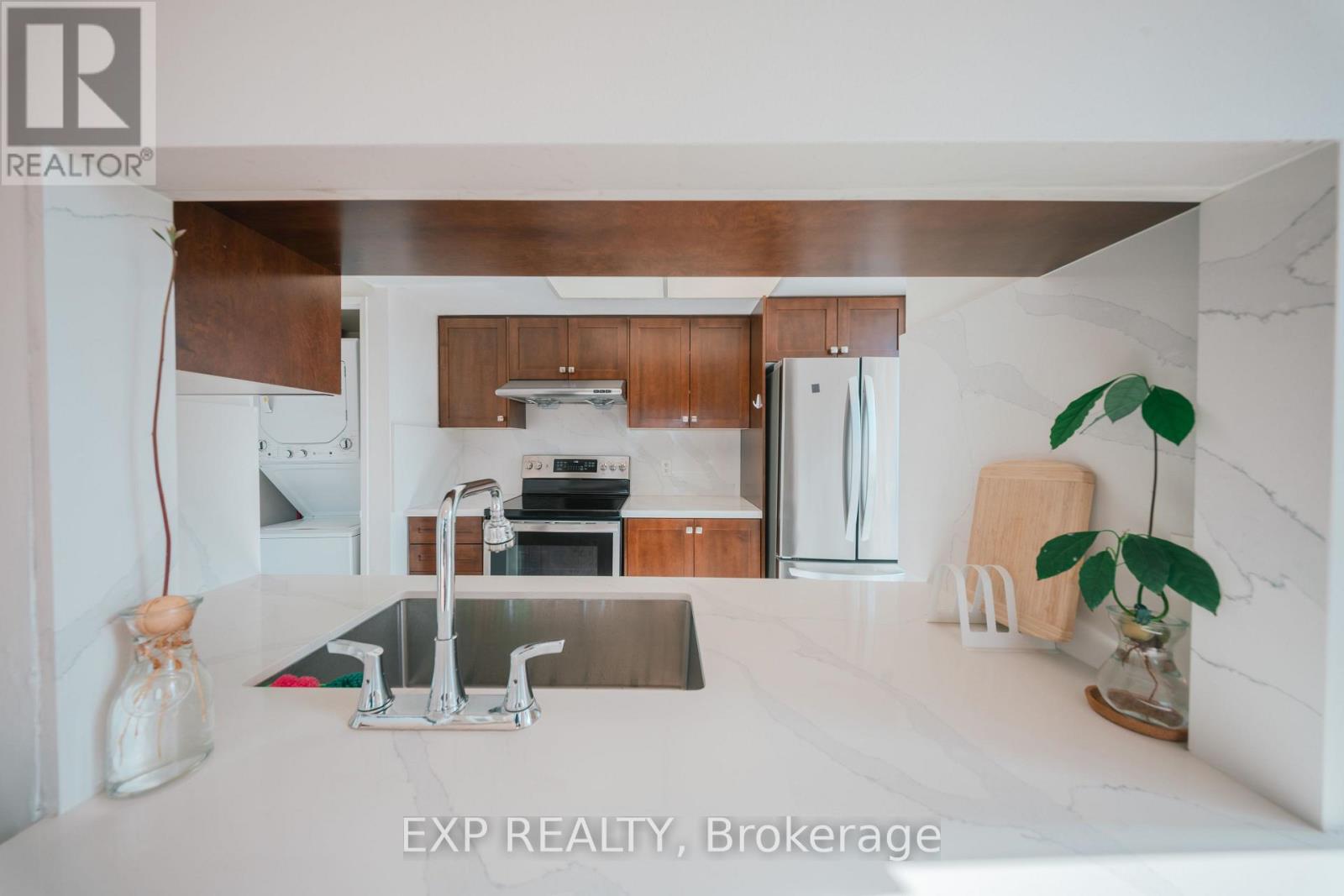 310 - 2550 Lawrence Avenue E, Toronto, Ontario  M1P 4Z3 - Photo 4 - E13074534
