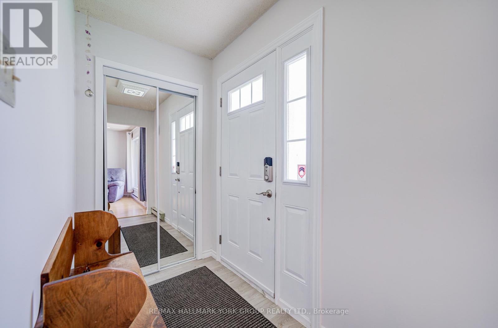 184 Olive Street, East Gwillimbury, Ontario  L9N 1M3 - Photo 5 - N13074566