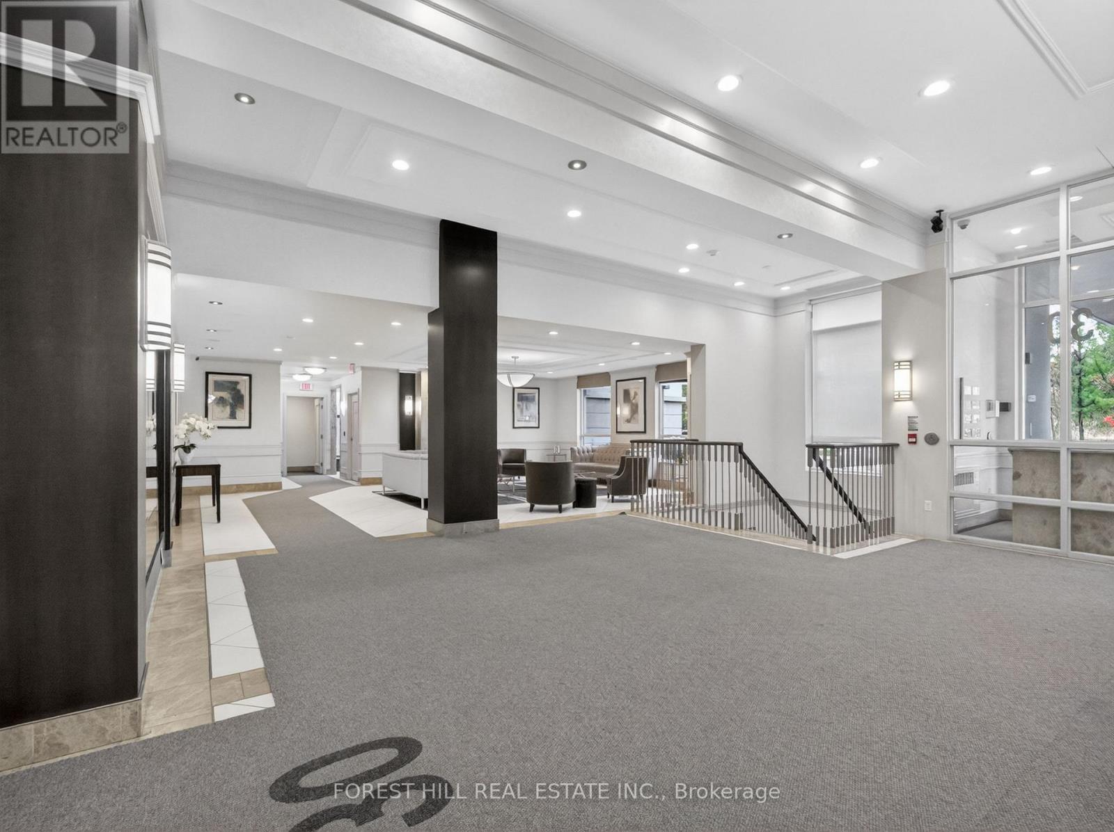 210 - 30 North Park Road, Vaughan, Ontario  L4J 0G6 - Photo 2 - N13074630