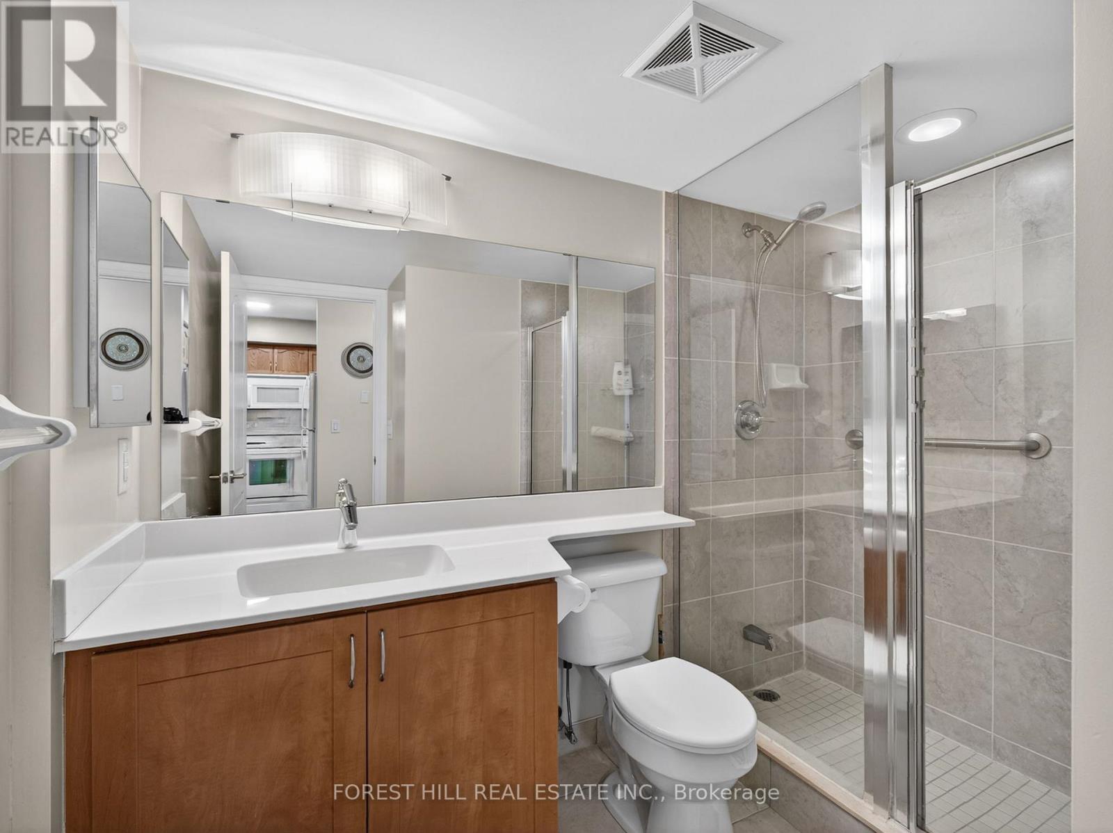 210 - 30 North Park Road, Vaughan, Ontario  L4J 0G6 - Photo 23 - N13074630