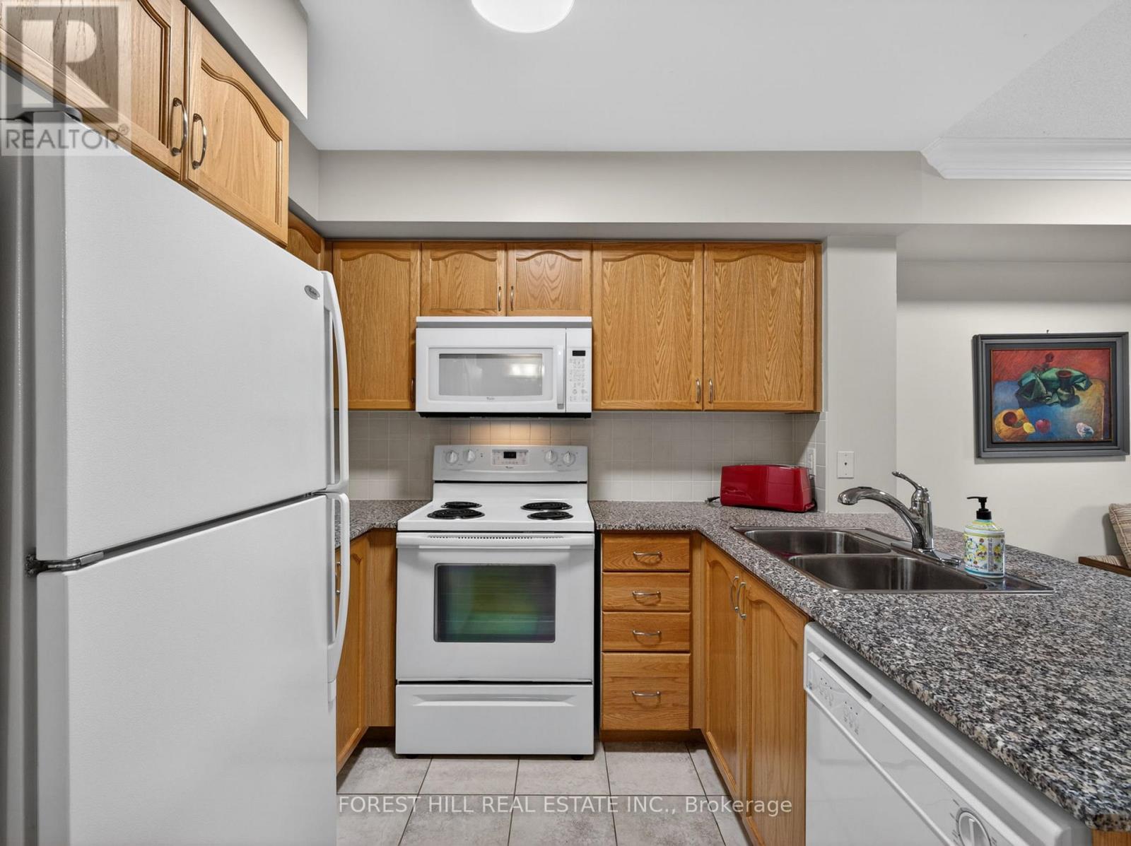 210 - 30 North Park Road, Vaughan, Ontario  L4J 0G6 - Photo 9 - N13074630