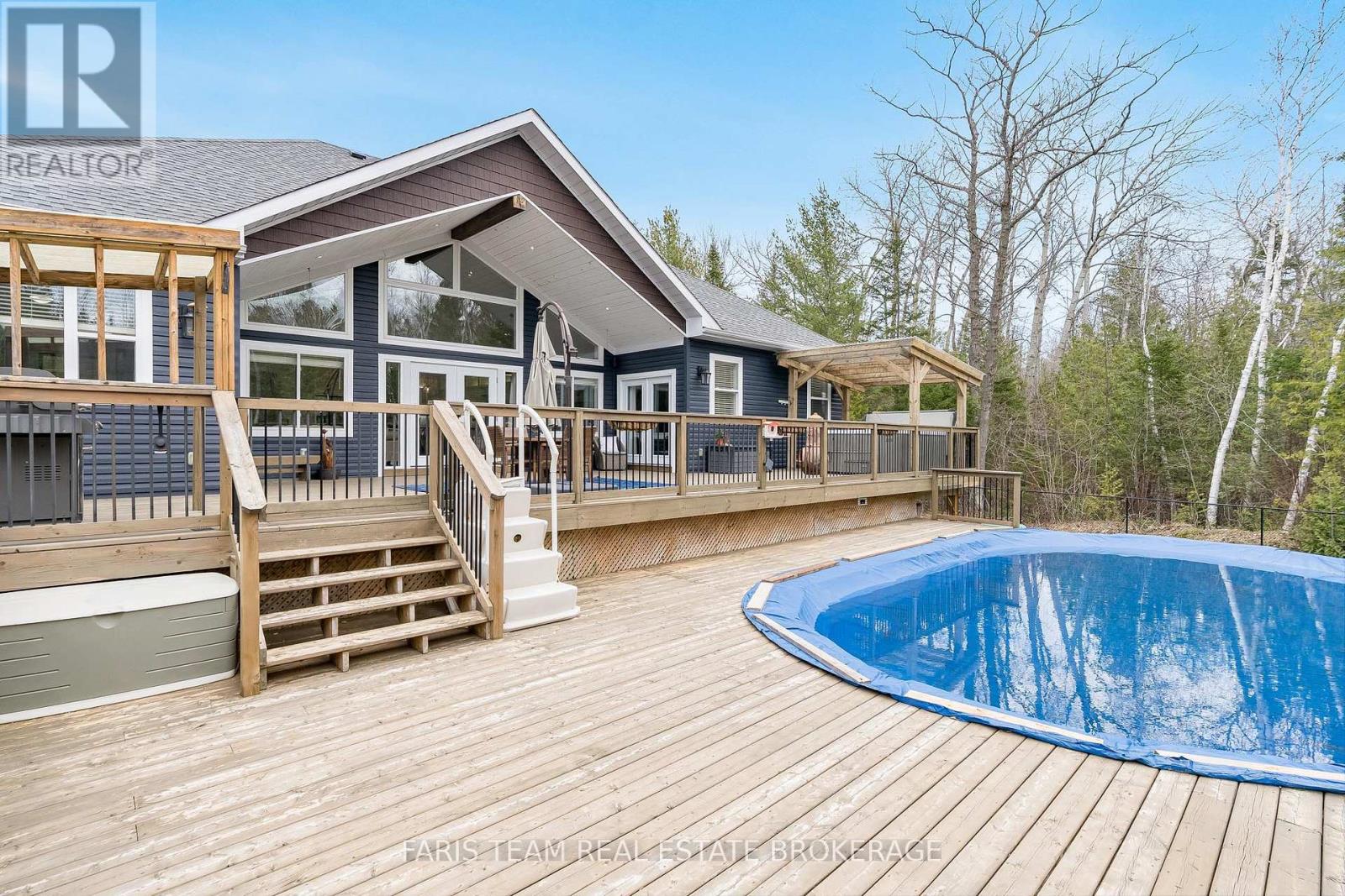116 Mamie Avenue, Wasaga Beach, Ontario  L9Z 2P6 - Photo 39 - S13074536