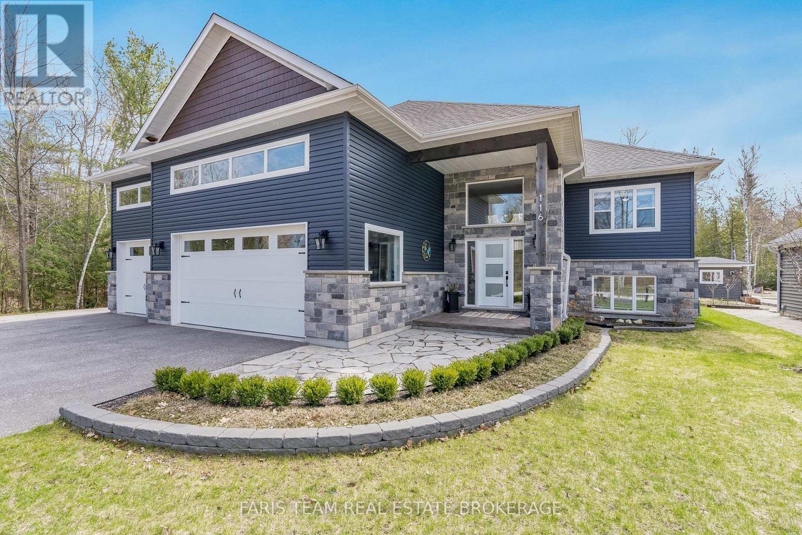 116 Mamie Avenue, Wasaga Beach, Ontario  L9Z 2P6 - Photo 4 - S13074536