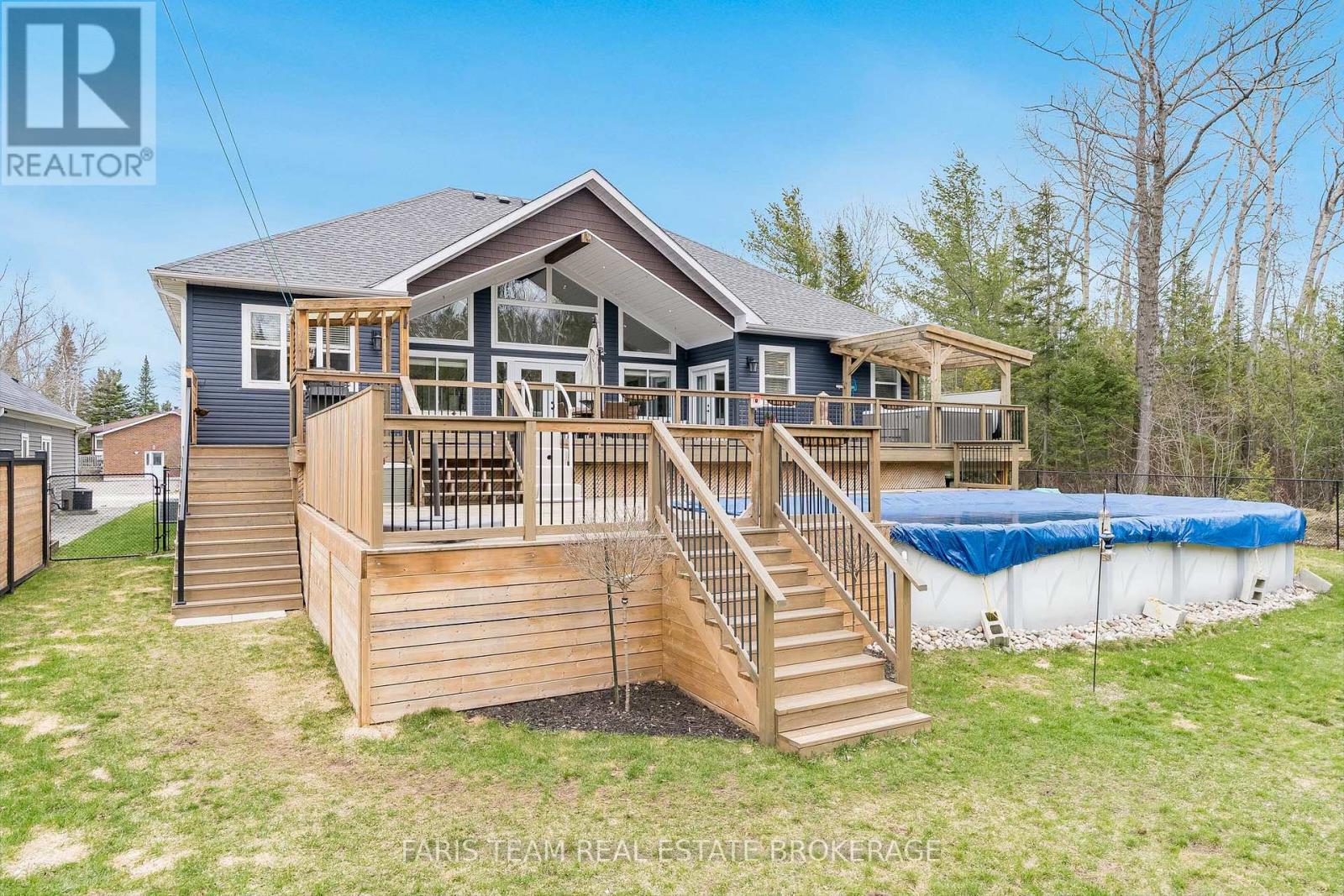 116 Mamie Avenue, Wasaga Beach, Ontario  L9Z 2P6 - Photo 40 - S13074536