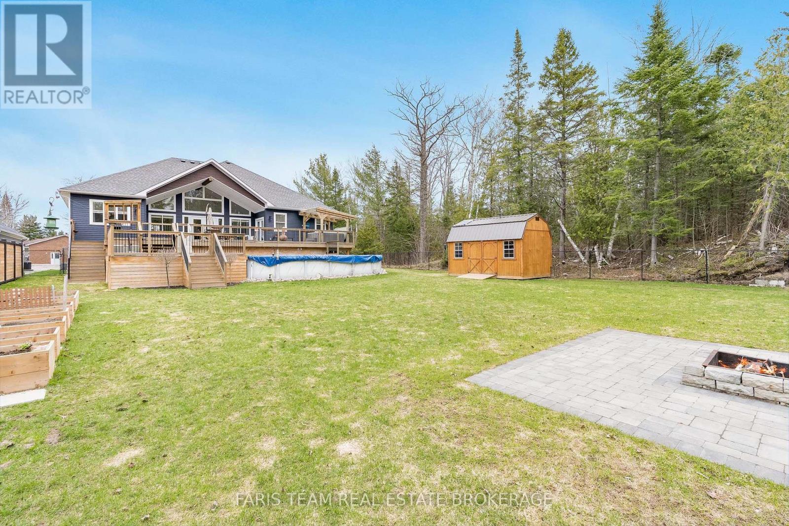 116 Mamie Avenue, Wasaga Beach, Ontario  L9Z 2P6 - Photo 43 - S13074536