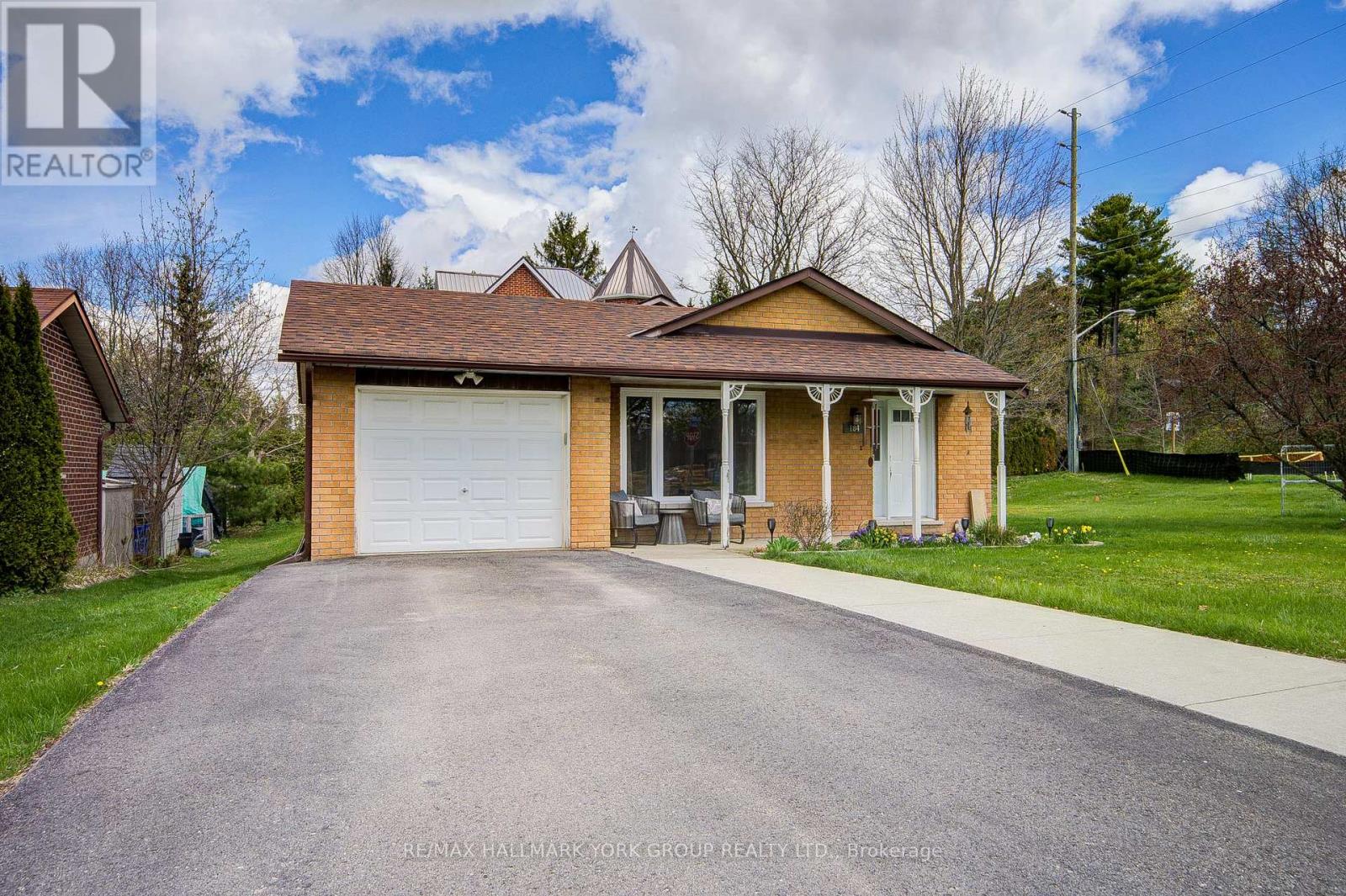 184 OLIVE STREET, East Gwillimbury, Ontario