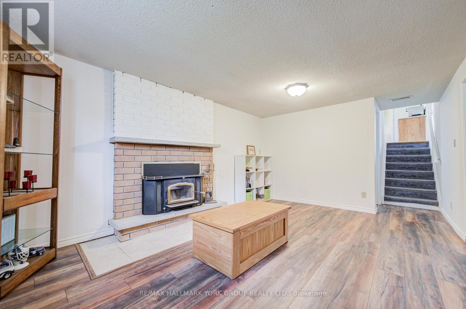 184 Olive Street, East Gwillimbury, Ontario  L9N 1M3 - Photo 26 - N13074566