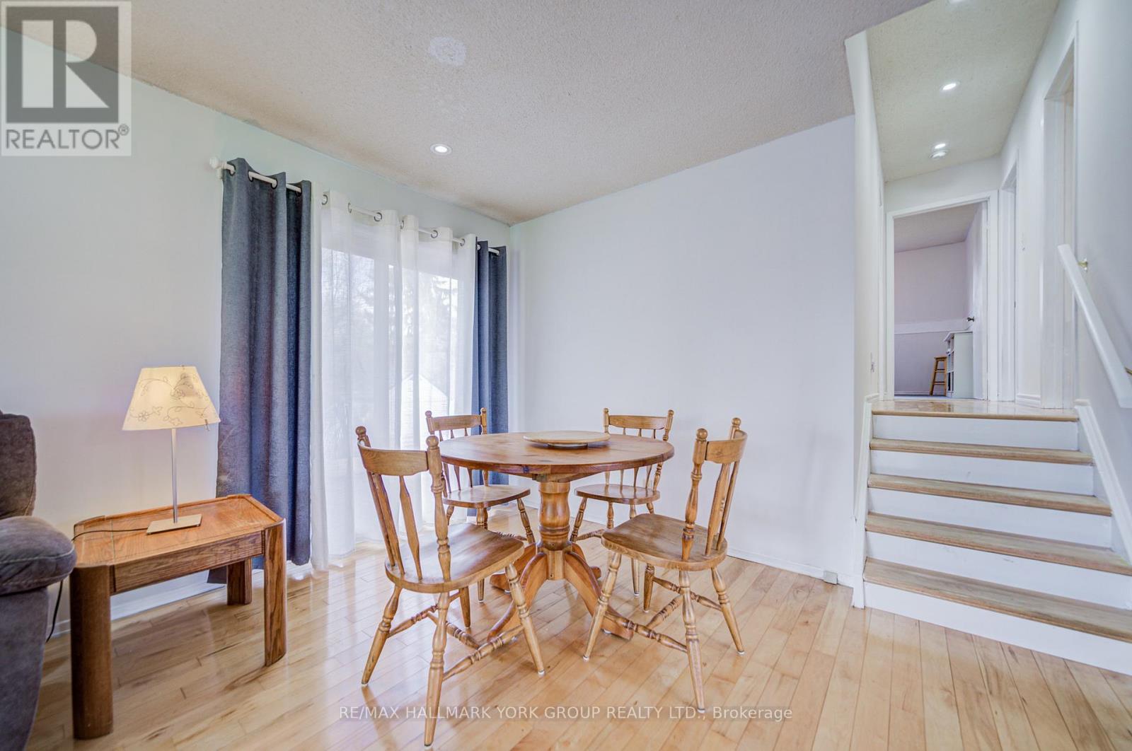 184 Olive Street, East Gwillimbury, Ontario  L9N 1M3 - Photo 9 - N13074566