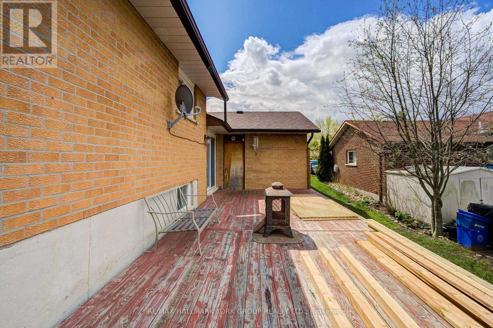 184 Olive Street, East Gwillimbury, Ontario  L9N 1M3 - Photo 32 - N13074566