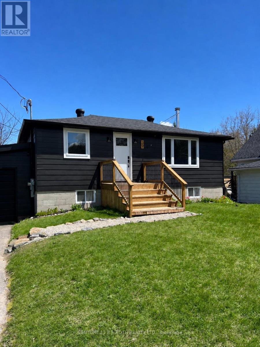 39 ASH STREET, Tay, Ontario