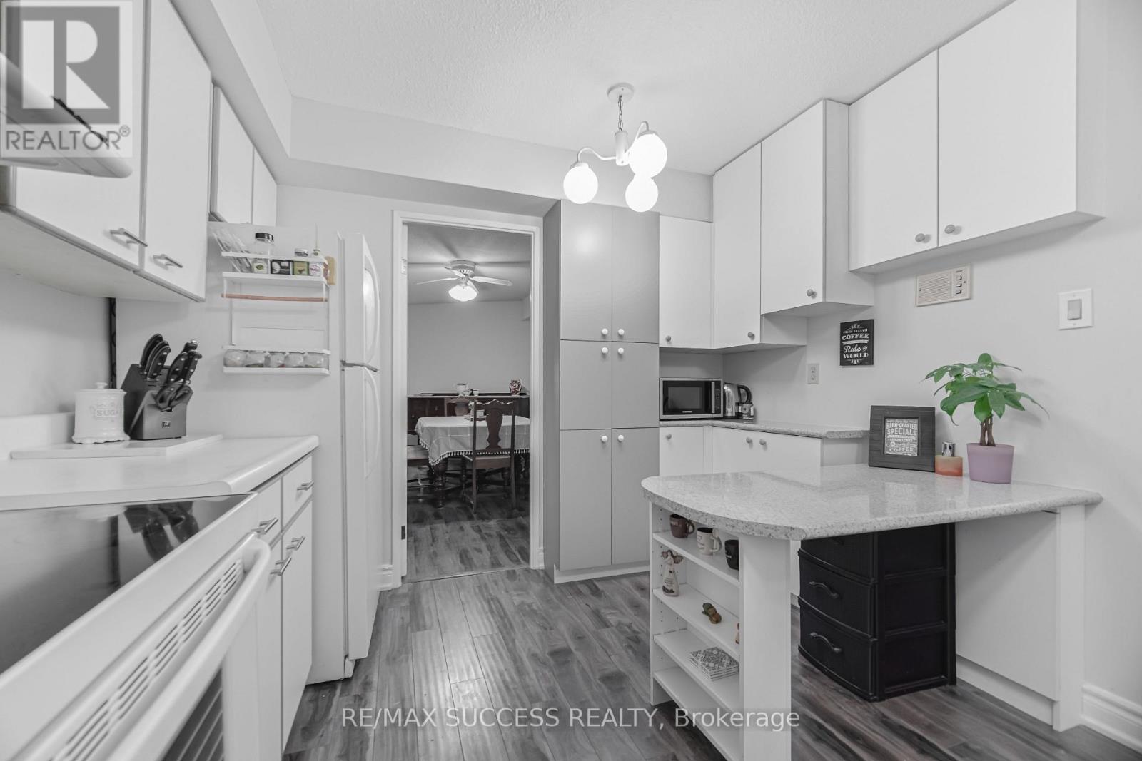 F8 - 296 Mill Road, Toronto, Ontario  M9C 4X8 - Photo 10 - W13074594