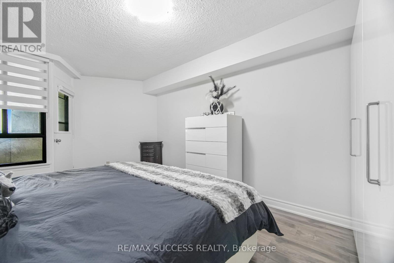 F8 - 296 Mill Road, Toronto, Ontario  M9C 4X8 - Photo 19 - W13074594