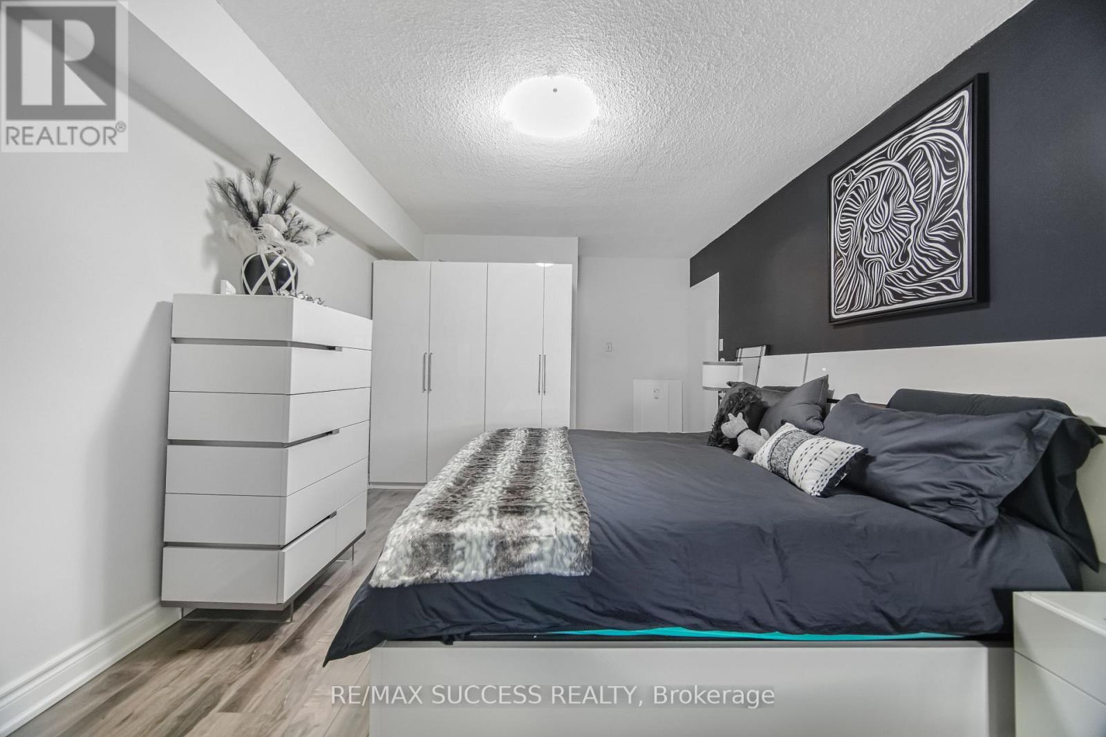 F8 - 296 Mill Road, Toronto, Ontario  M9C 4X8 - Photo 21 - W13074594