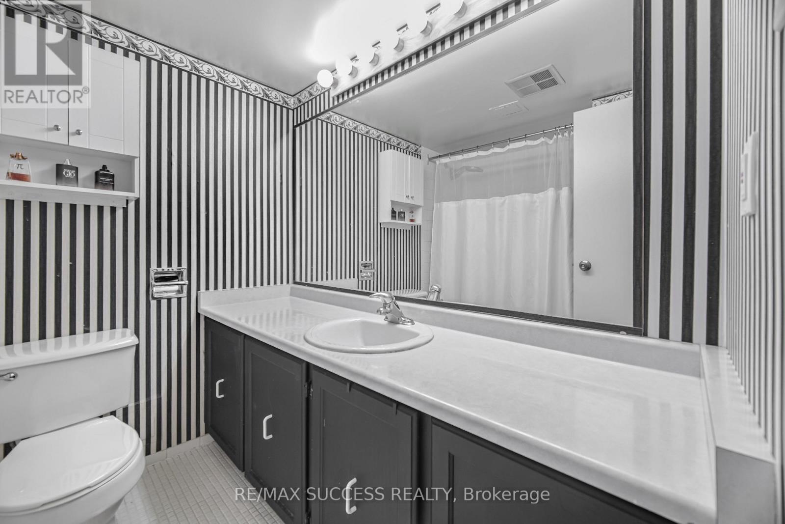 F8 - 296 Mill Road, Toronto, Ontario  M9C 4X8 - Photo 25 - W13074594