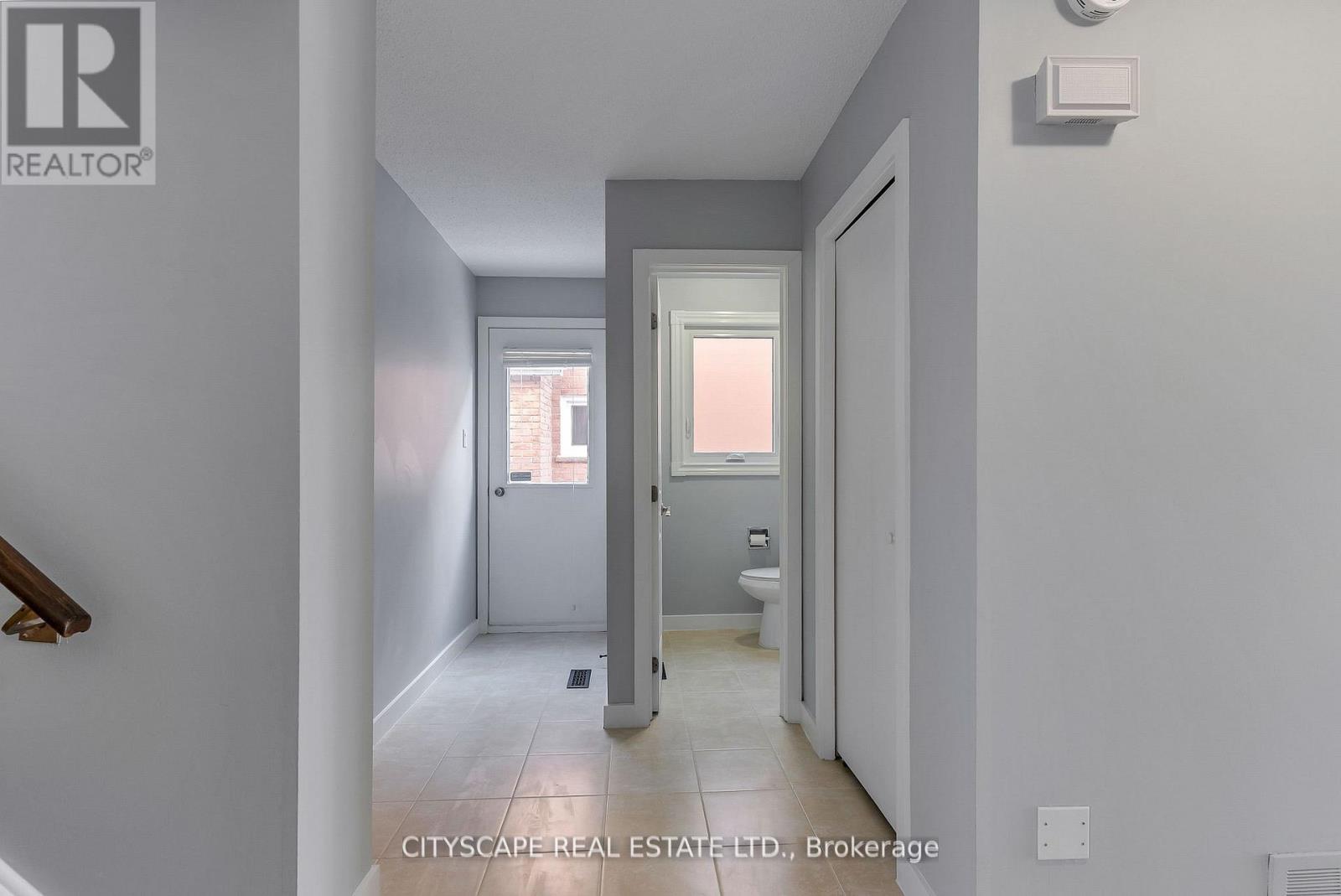 1210 Shagbark Crescent, Mississauga, Ontario  L5C 3P3 - Photo 10 - W13074614