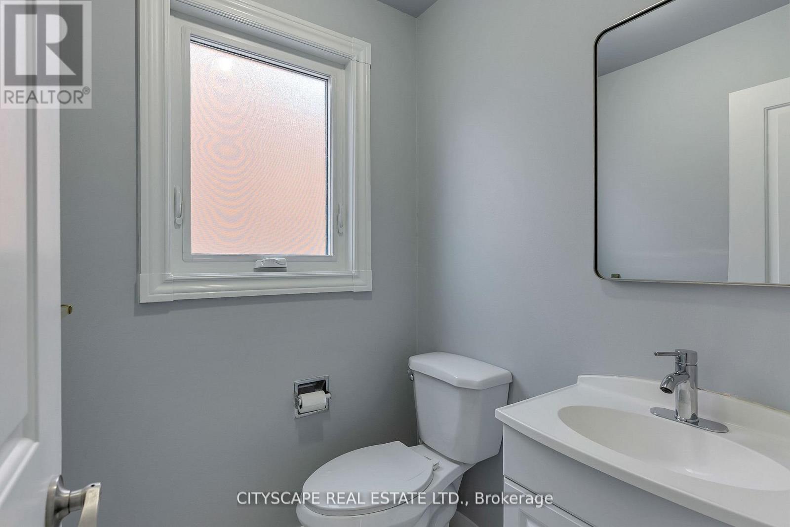 1210 Shagbark Crescent, Mississauga, Ontario  L5C 3P3 - Photo 12 - W13074614