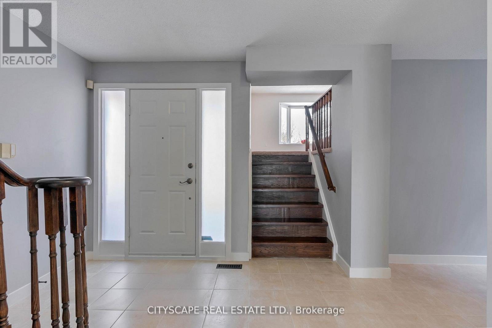 1210 Shagbark Crescent, Mississauga, Ontario  L5C 3P3 - Photo 7 - W13074614