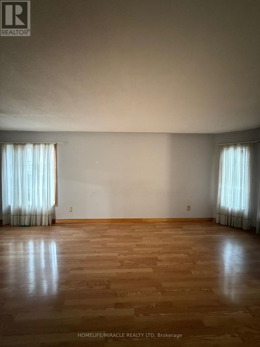 144 Sandyshores Drive W, Brampton, Ontario  L6R 2M3 - Photo 6 - W13074618