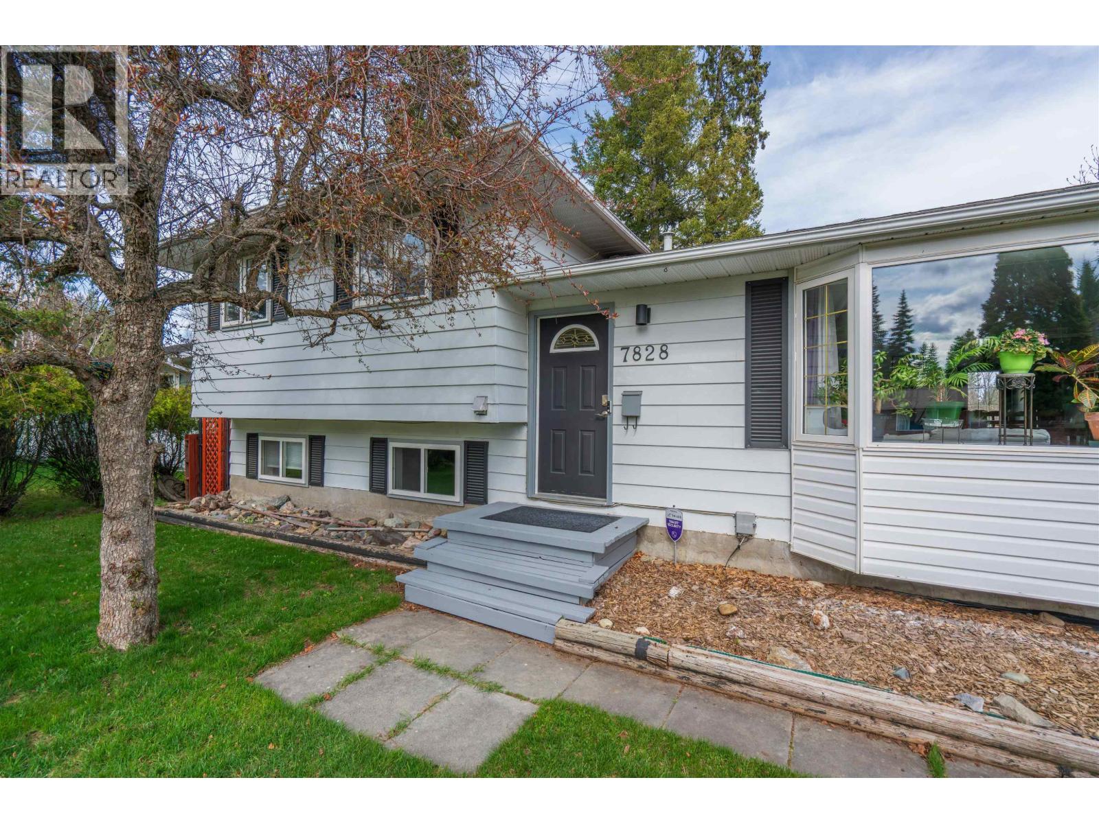 7828 Latrobe Crescent, Prince George, British Columbia  V2N 3T4 - Photo 2 - R3118211