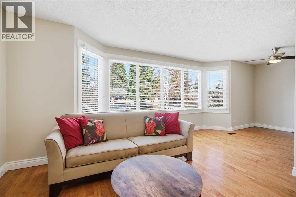 1523 110 Avenue SW, Calgary, Alberta  T2W 0E2 - Photo 6 - A2304946