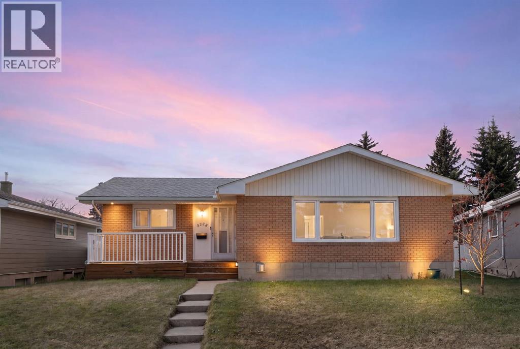 3228 Breen Crescent NW, Calgary, Alberta  T2L 3S7 - Photo 2 - A2306893