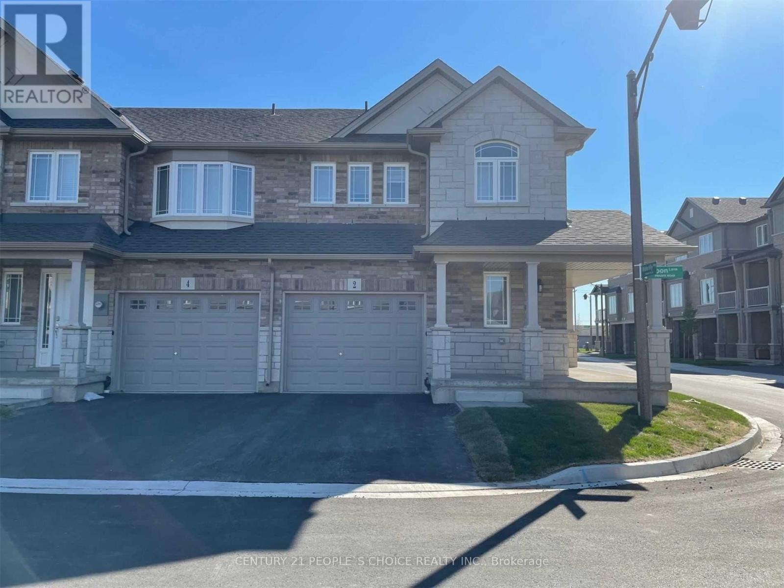 2 LOON LANE, Hamilton, Ontario