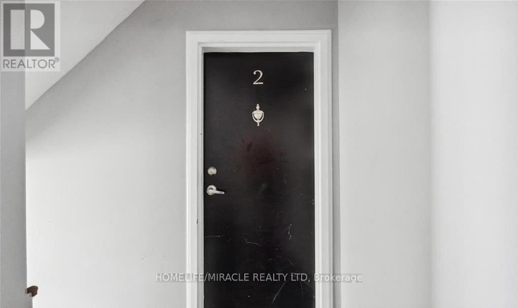 2 - 262 PATRICIA AVENUE, Kitchener, Ontario