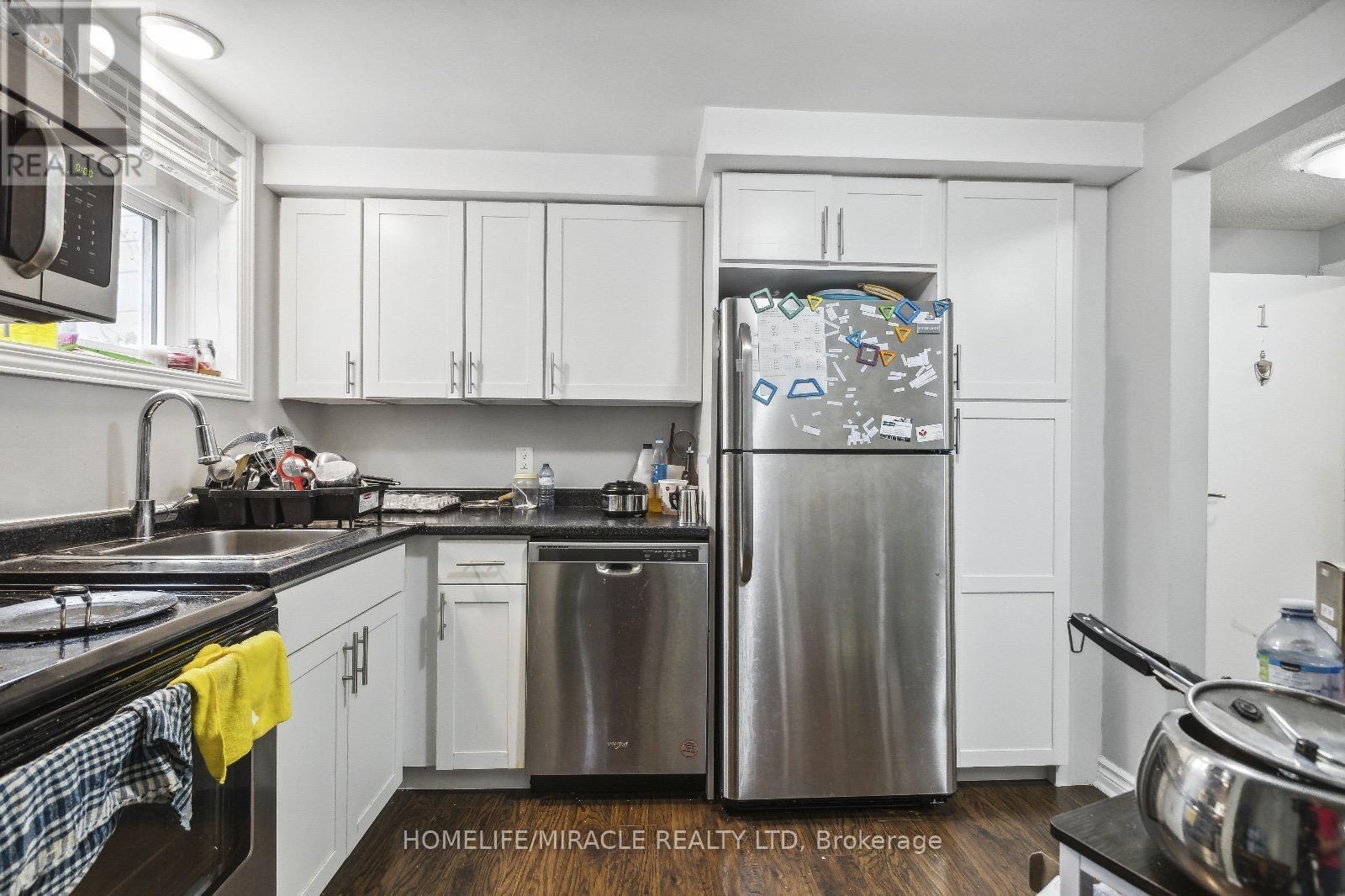 2 - 262 Patricia Avenue, Kitchener, Ontario  N2M 1J9 - Photo 13 - X13074612
