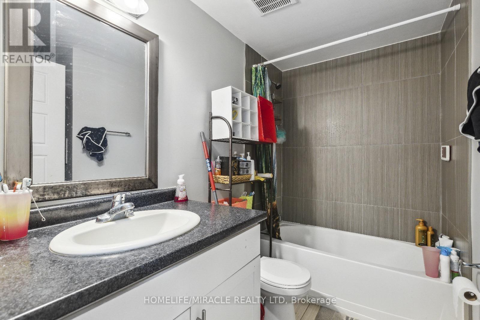 2 - 262 Patricia Avenue, Kitchener, Ontario  N2M 1J9 - Photo 17 - X13074612