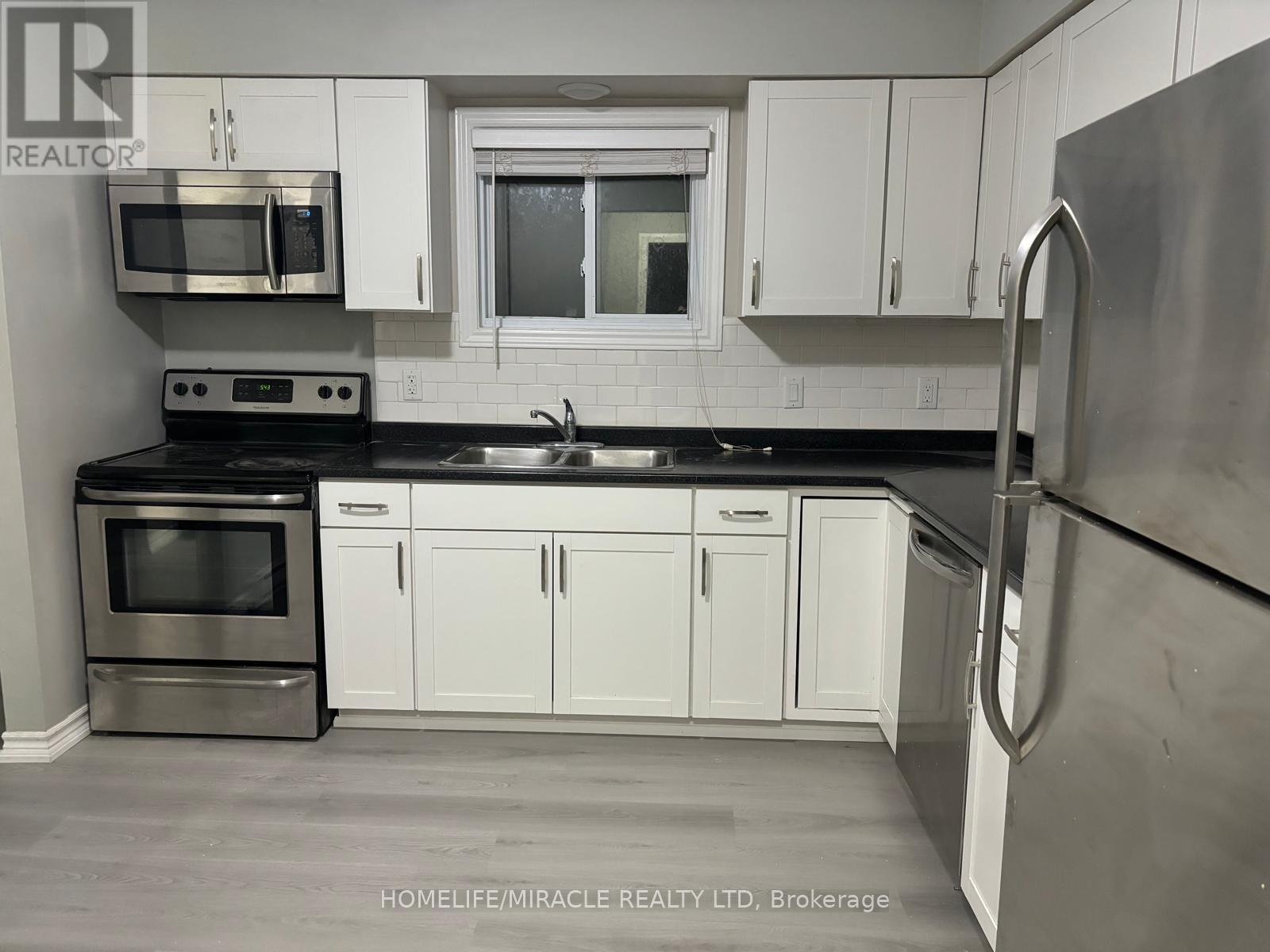 2 - 262 Patricia Avenue, Kitchener, Ontario  N2M 1J9 - Photo 28 - X13074612
