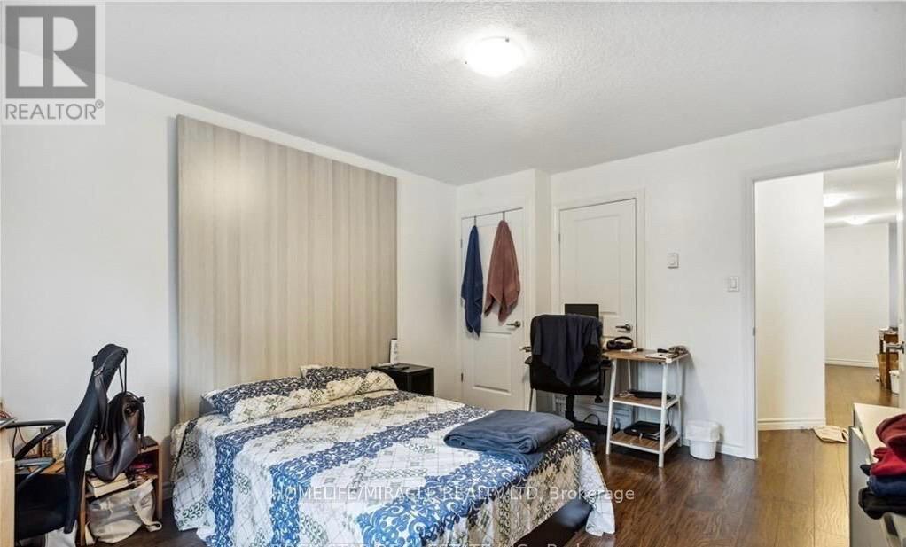 2 - 262 Patricia Avenue, Kitchener, Ontario  N2M 1J9 - Photo 7 - X13074612