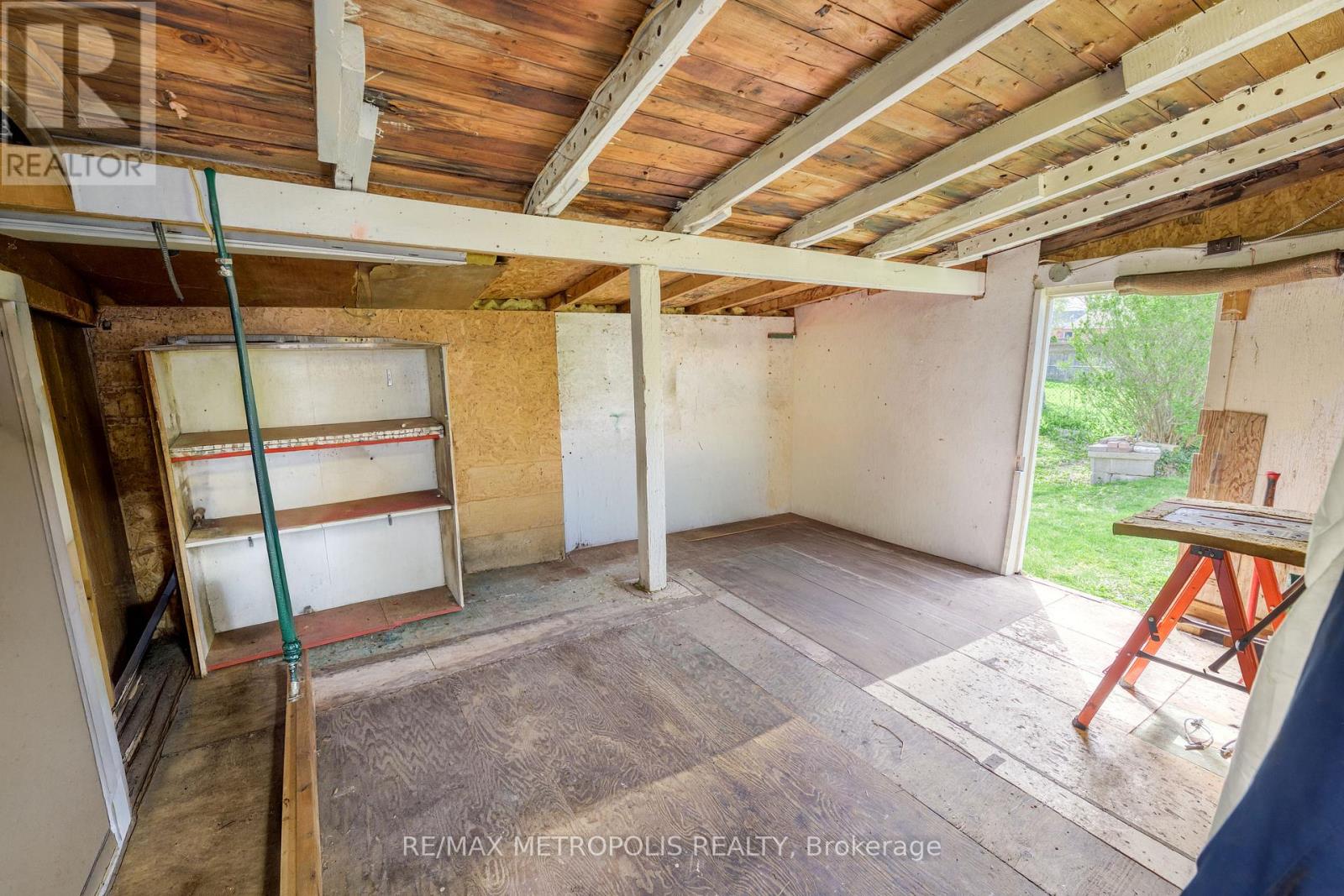 711 Michigan Avenue, Point Edward, Ontario  N7V 1G9 - Photo 28 - X13074624
