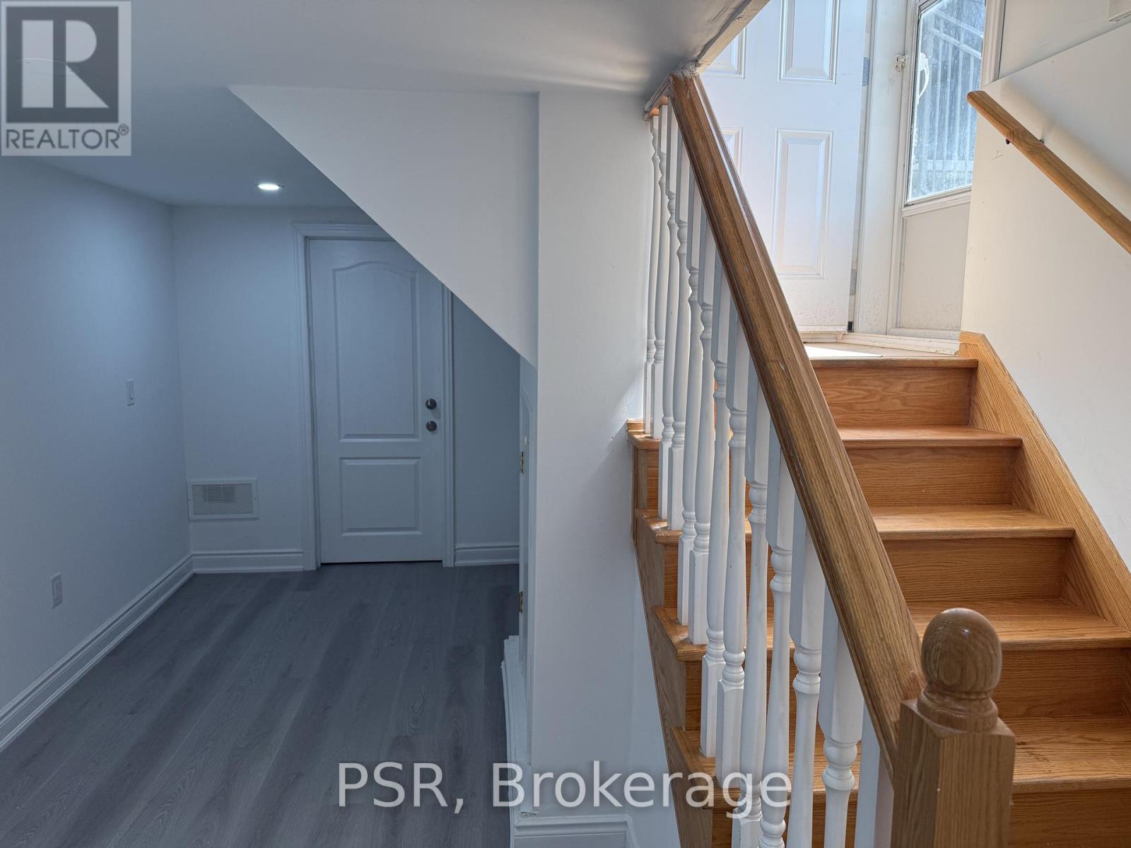 24 Skelmore #lower Crescent, Toronto, Ontario  M3A 2G8 - Photo 14 - C13050666